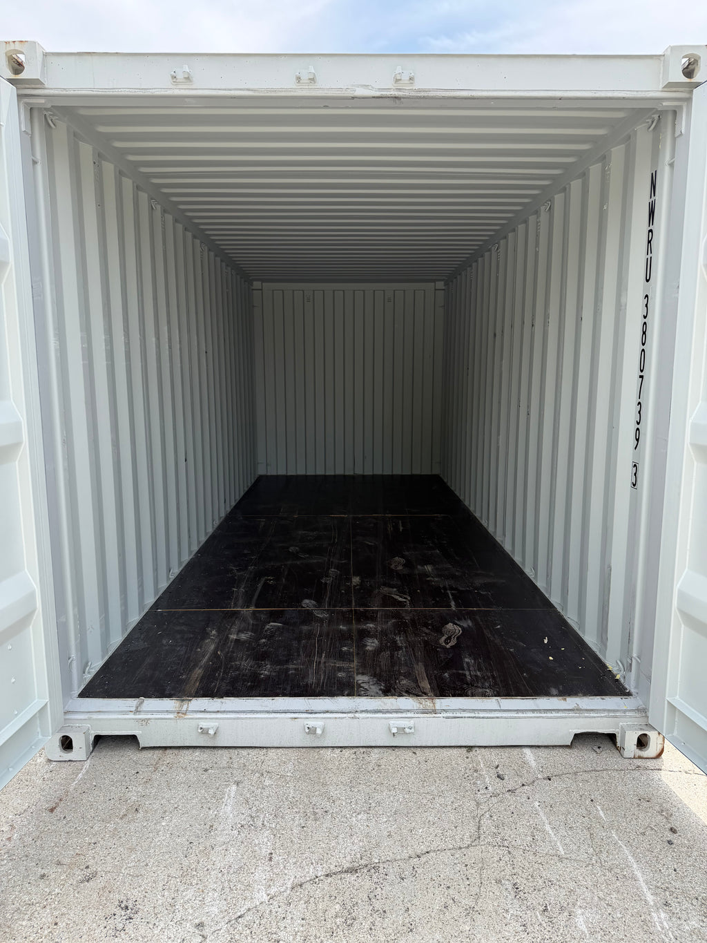 20’ One Trip Shipping Container – Light Gray – Easy Open Doors & Lockbox
