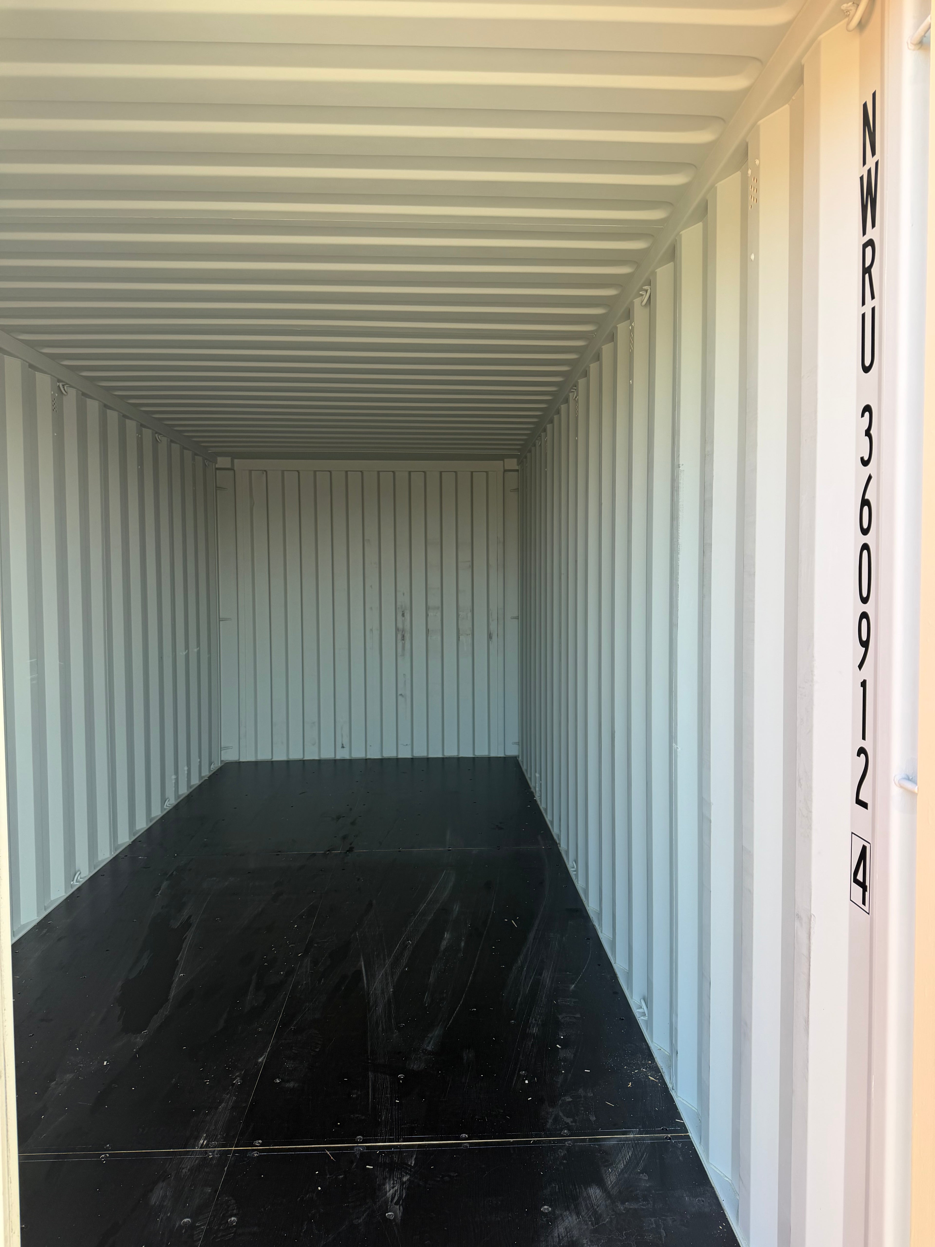 20’ Standard Height One Trip Container – Beige – Easy Open Doors, Lockbox & Forklift Pockets