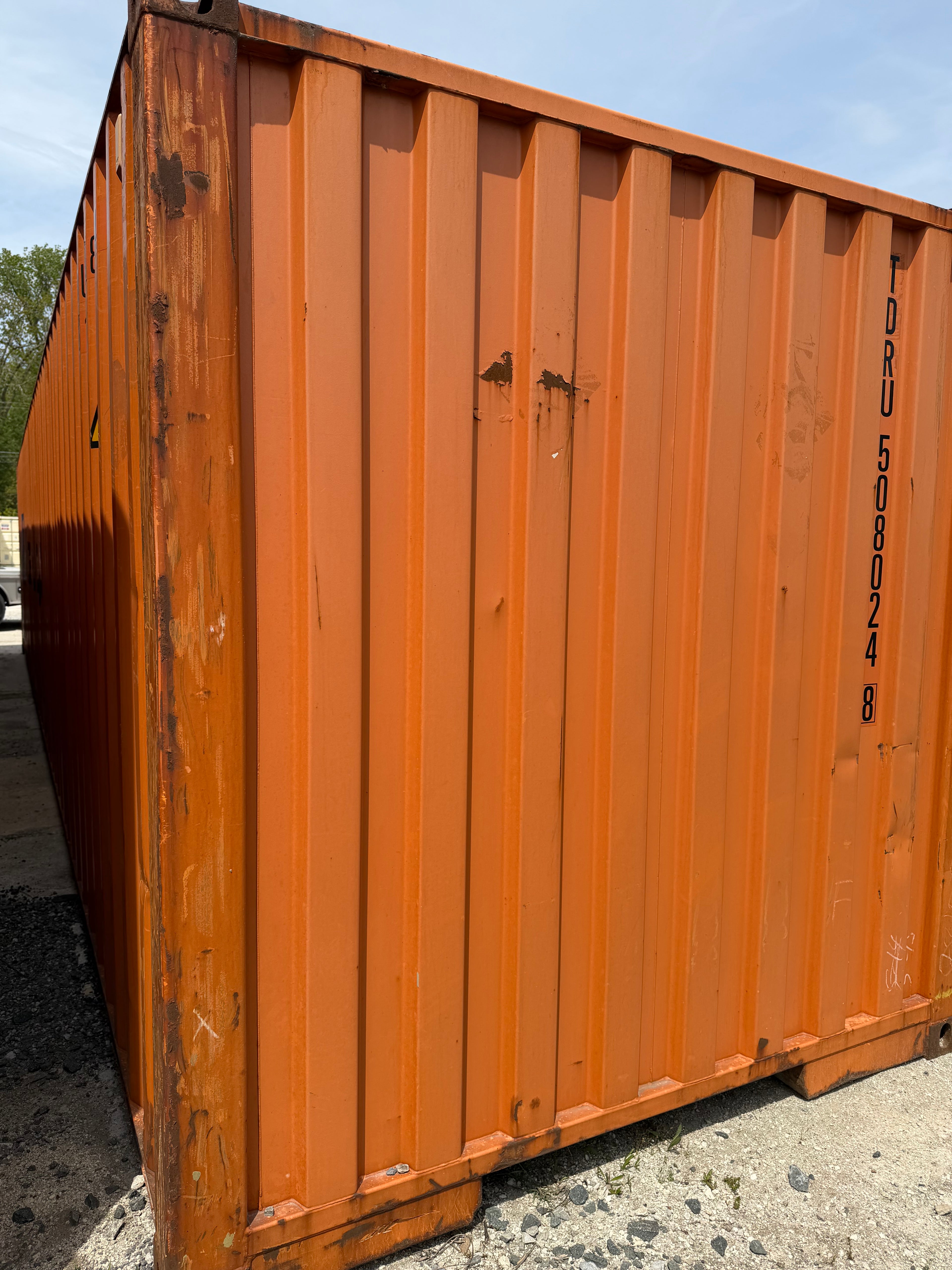 40’ Standard Height Used Shipping Container – Orange – Wind & Water Tight – 508024-8