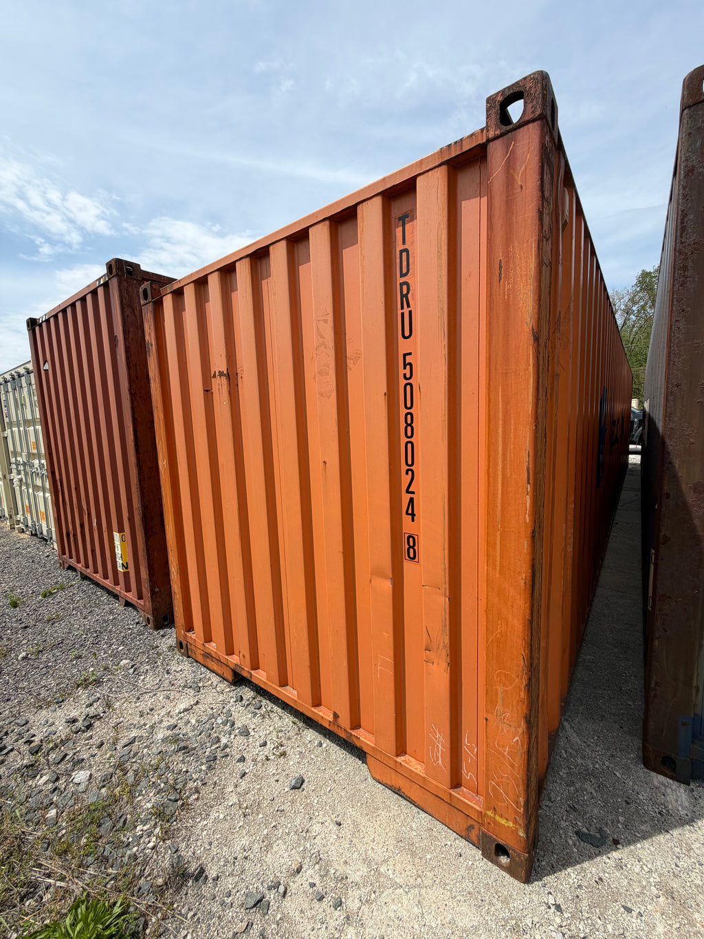 40’ Standard Height Used Shipping Container – Orange – Wind & Water Tight – 508024-8