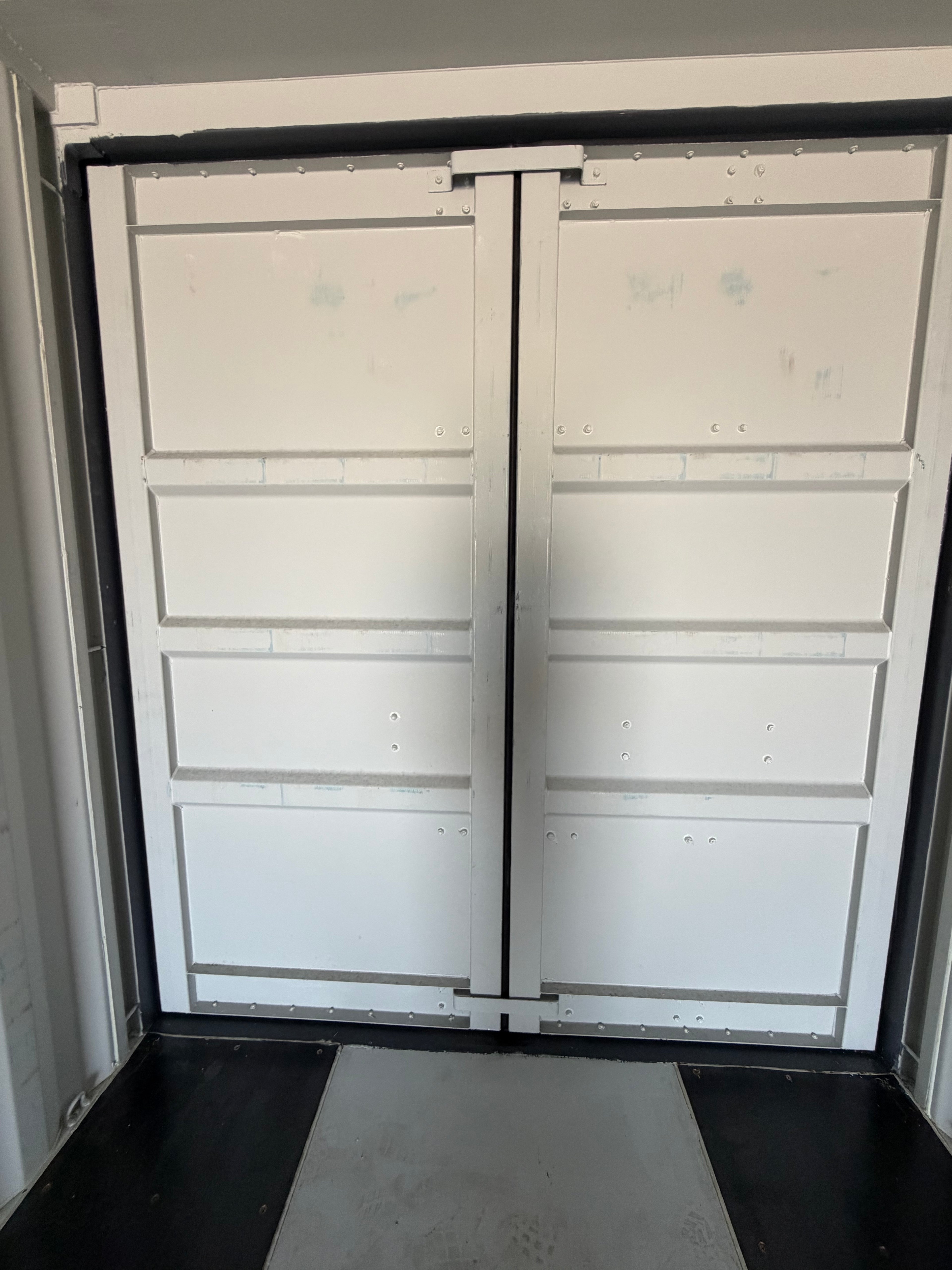 40’ High cube One Trip Double Door Shipping Container – Slate Gray – Easy Open Doors – Container 657802-9