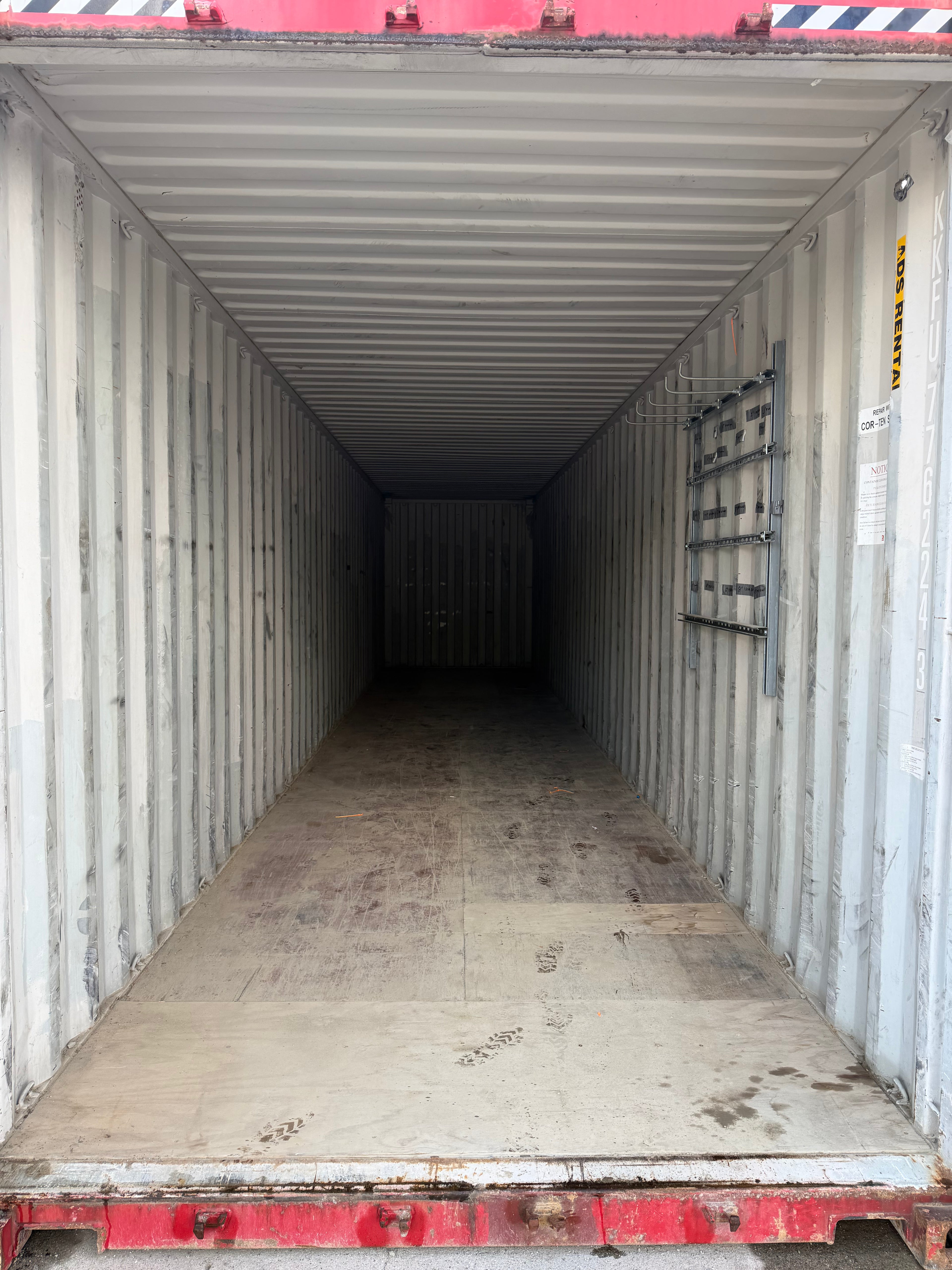 40’ Used K-Line Shipping Container | Job Site Ready | Interior Shelf w/ Hooks | Vented 776224-3